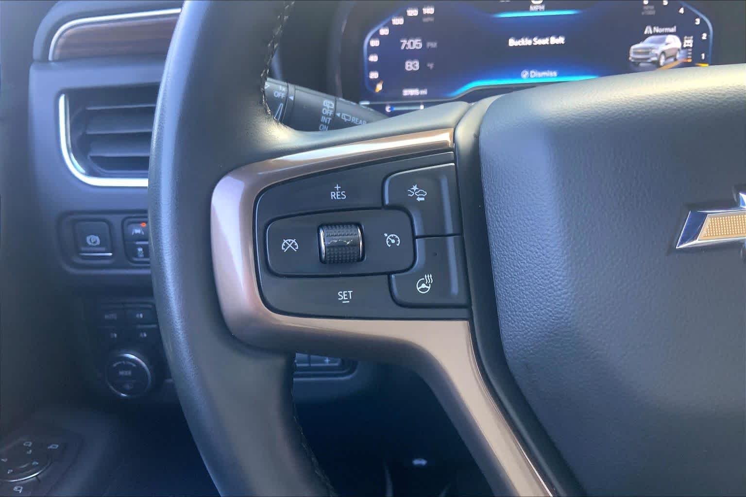 Used 2024 Summit White Chevrolet High Country image 23