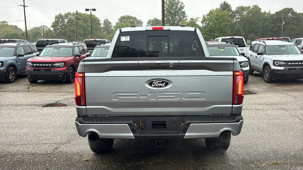 New 2026 Iconic Silver Metallic Ford Lariat image 28