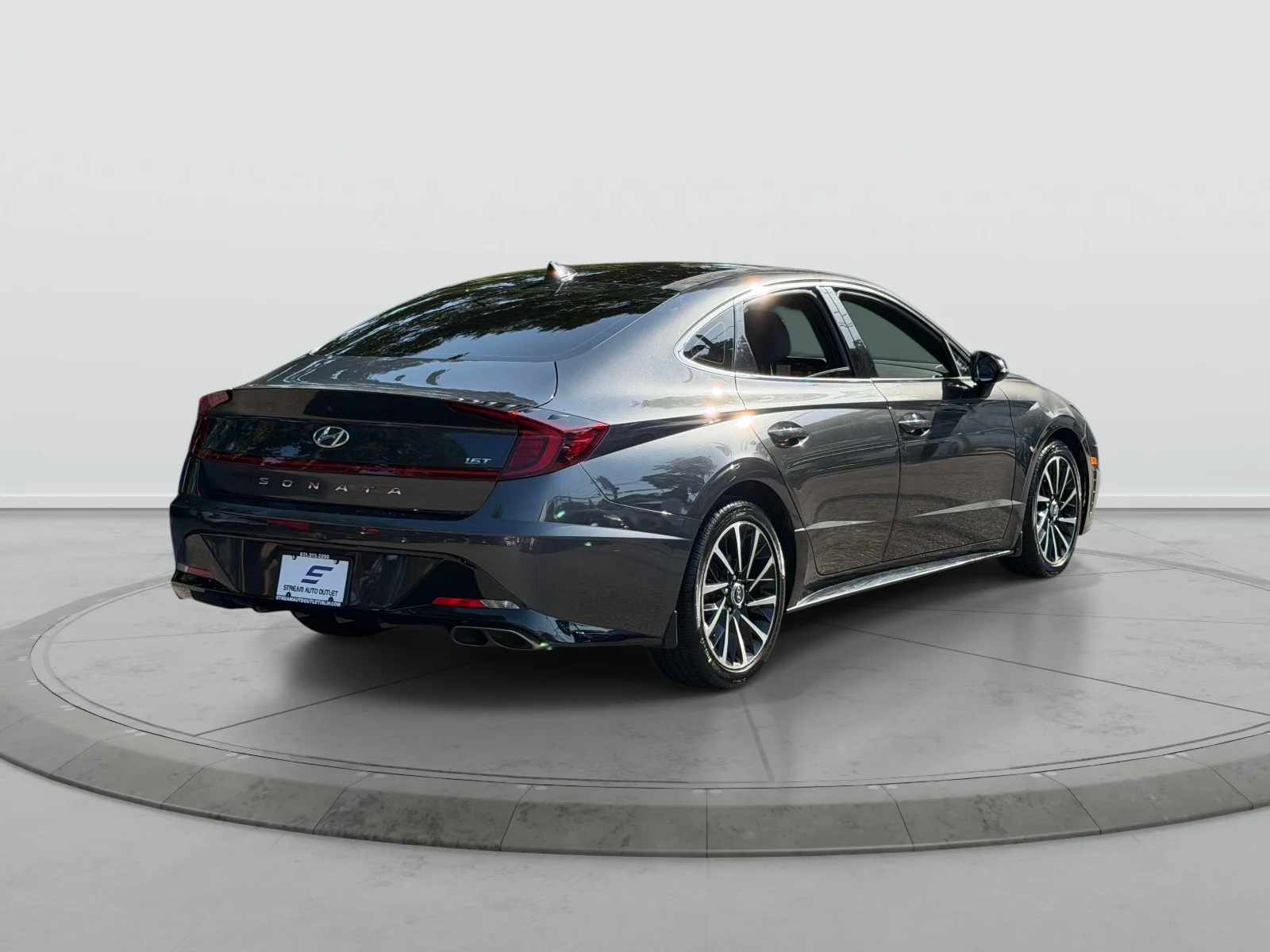 Used 2020 Gray Hyundai SEL Plus image 6