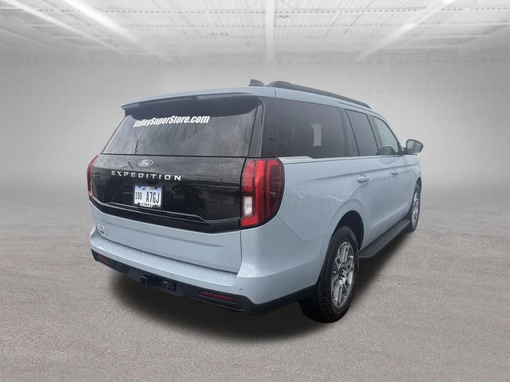 New 2026 Glacier Gray Metallic Tri-Coat Ford Active image 3