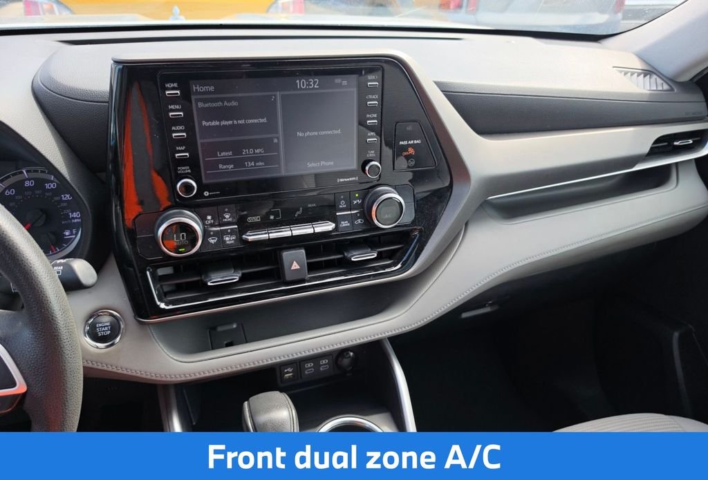 Used 2022 Silver Toyota L image 11