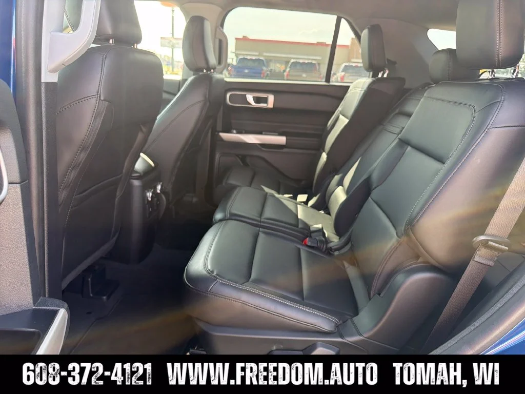 Used 2022 Blue Metallic Ford XLT image 27