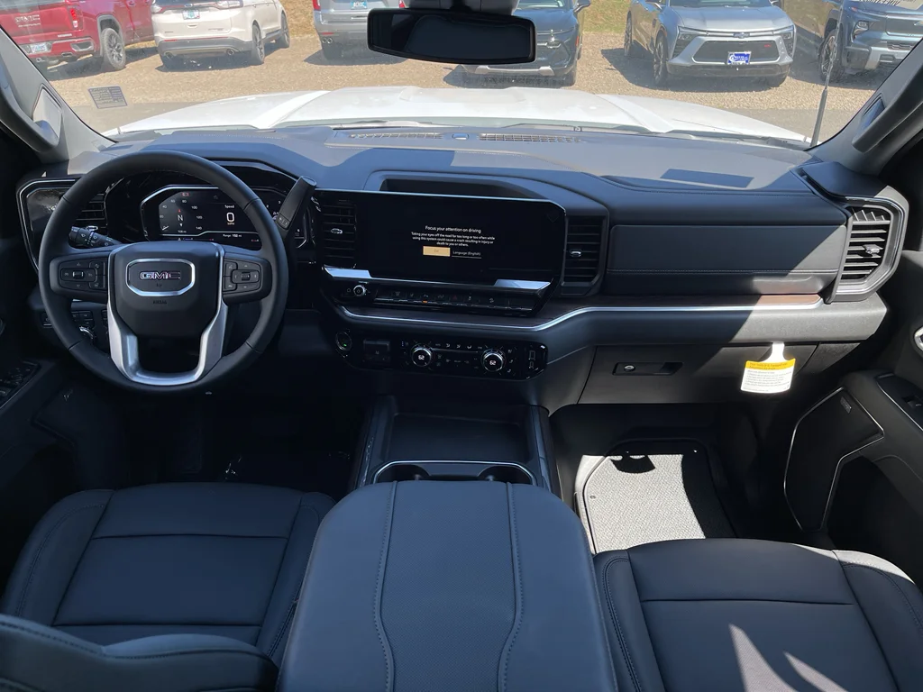 2025 GMC Sierra 3500HD SLT - Photo 34