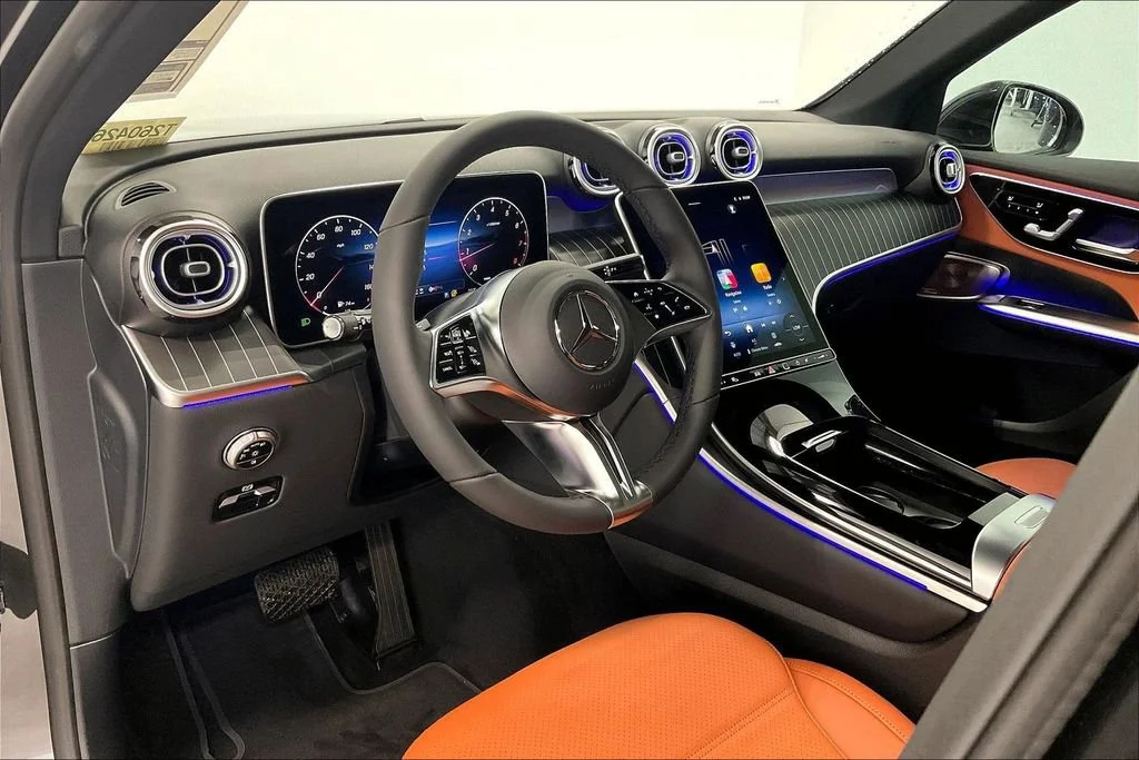 New 2026 Graphite Grey Metallic Mercedes-Benz GLC 300 image 20