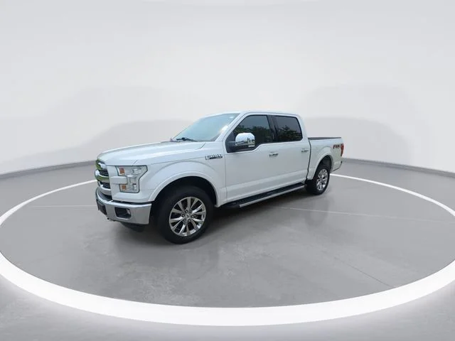 Used 2016 White Ford Lariat image 4