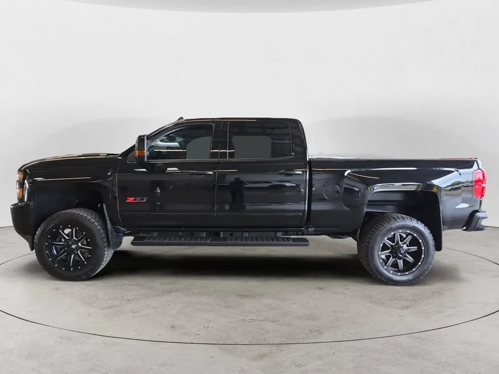 Used 2017 Black Chevrolet LTZ image 8