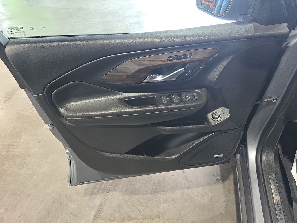 Used 2020 Gray GMC Denali image 12