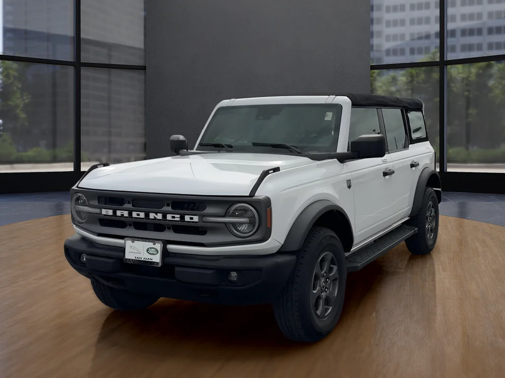 Used 2022 White Ford Big Bend image 1