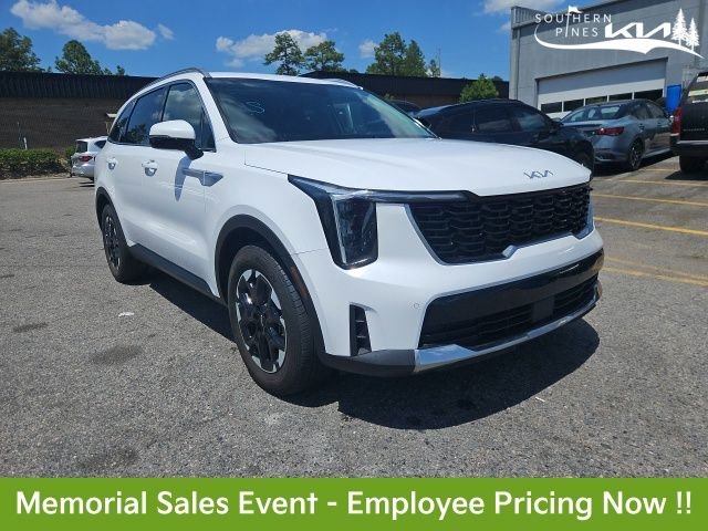 2024 Kia Sorento S AT's photo