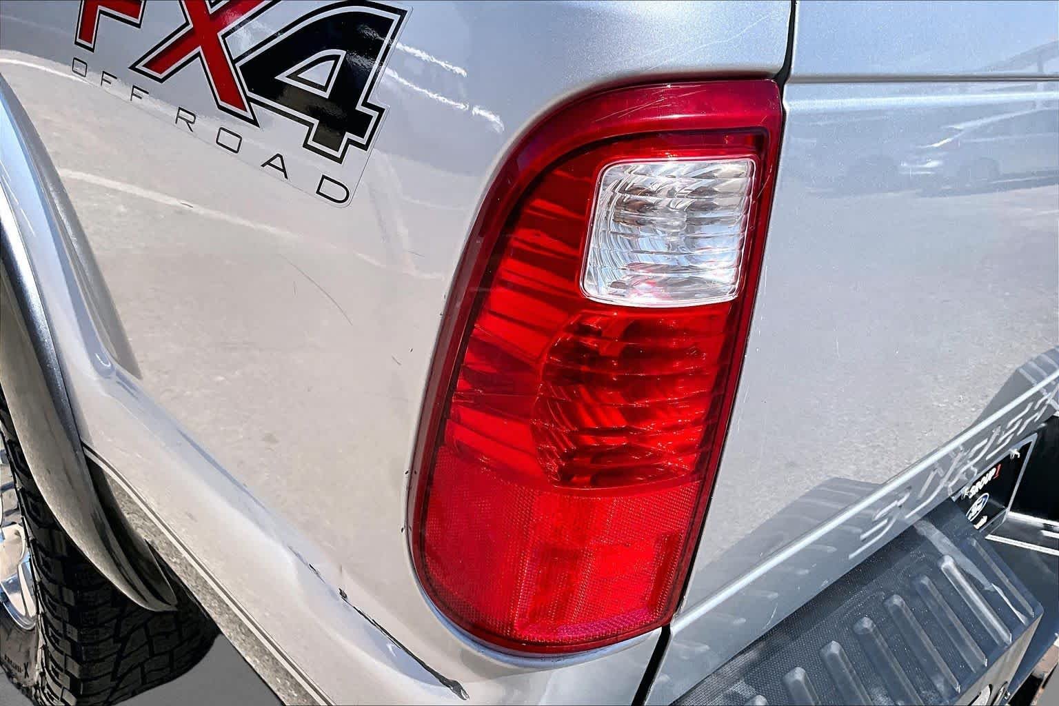 Used 2016 Ingot Silver Metallic Ford Lariat image 30