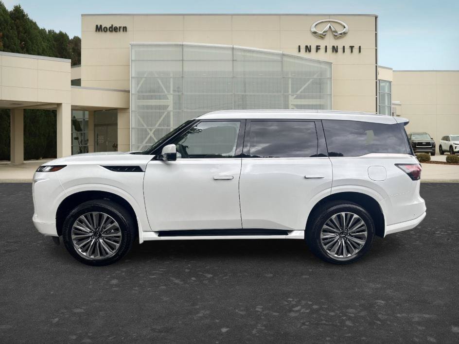 New 2027 Radiant White INFINITI LUXE image 7