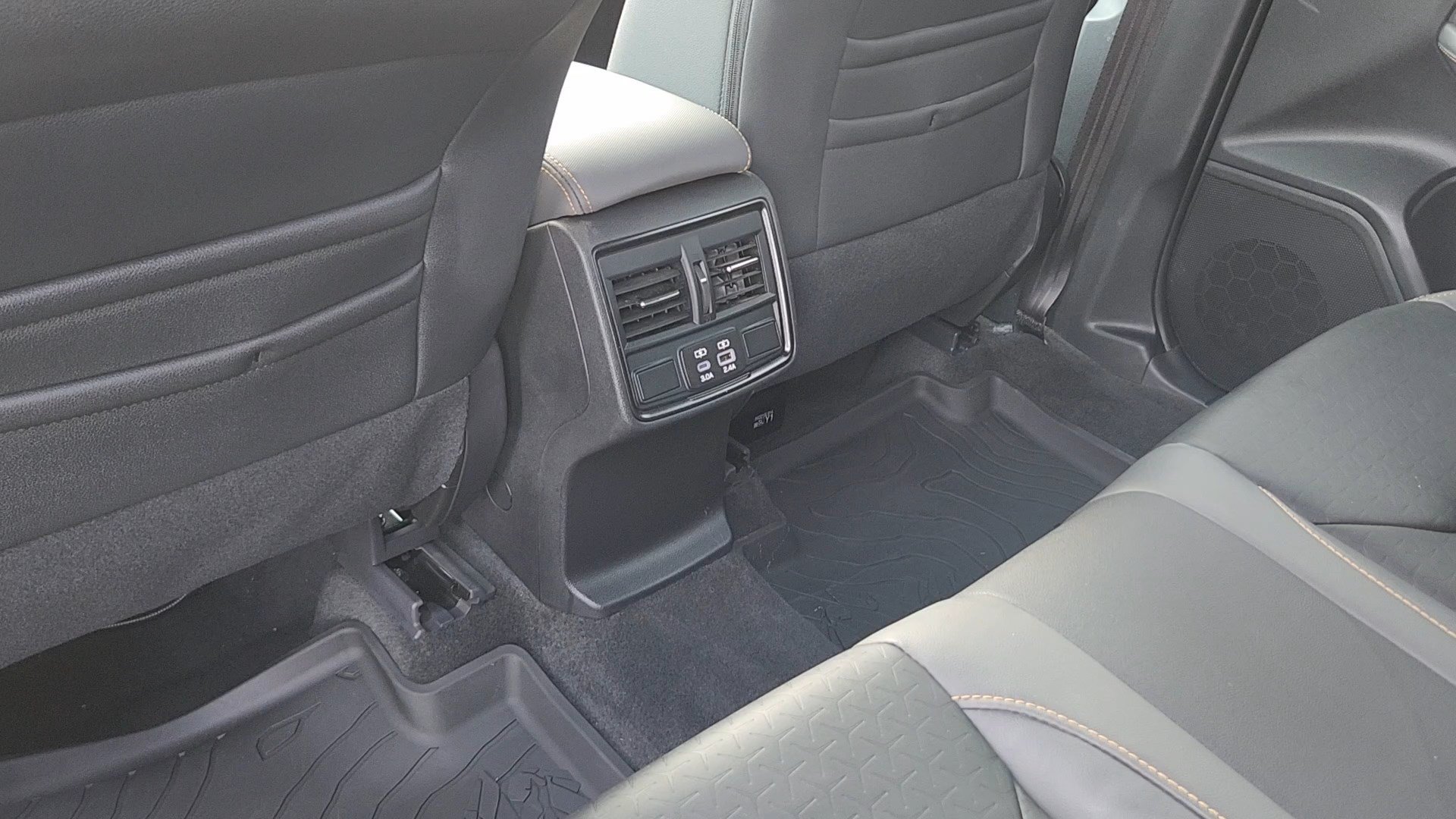 Used 2026 Geyser Blue Subaru Wilderness image 18