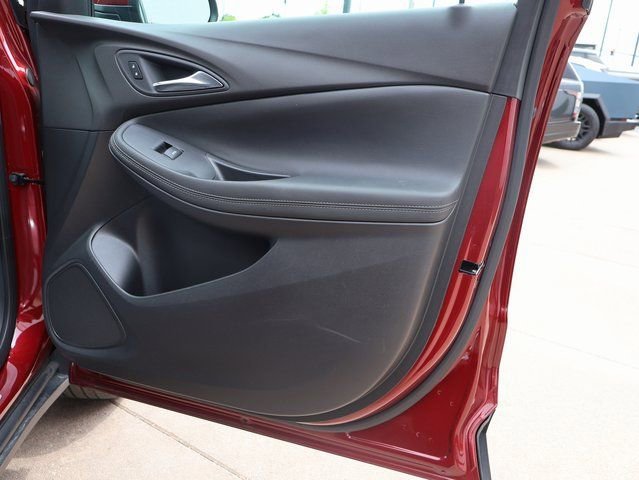 Certified Used 2023 Cinnabar Metallic Buick Select image 10