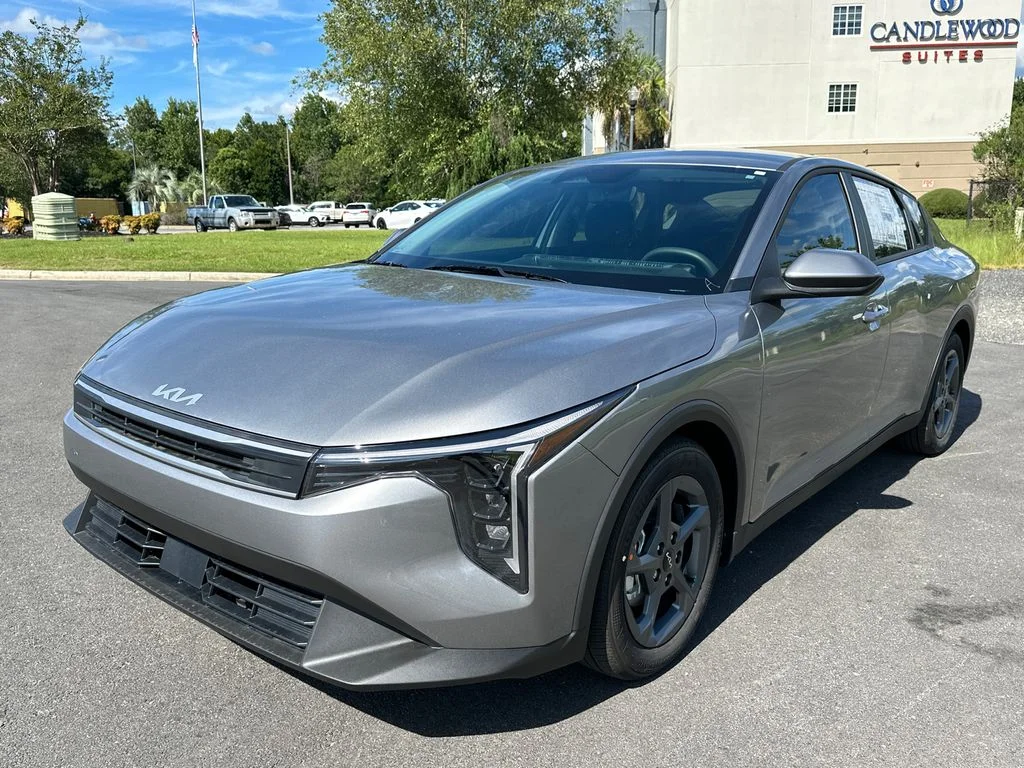 New 2026 Gray Kia LXS image 3