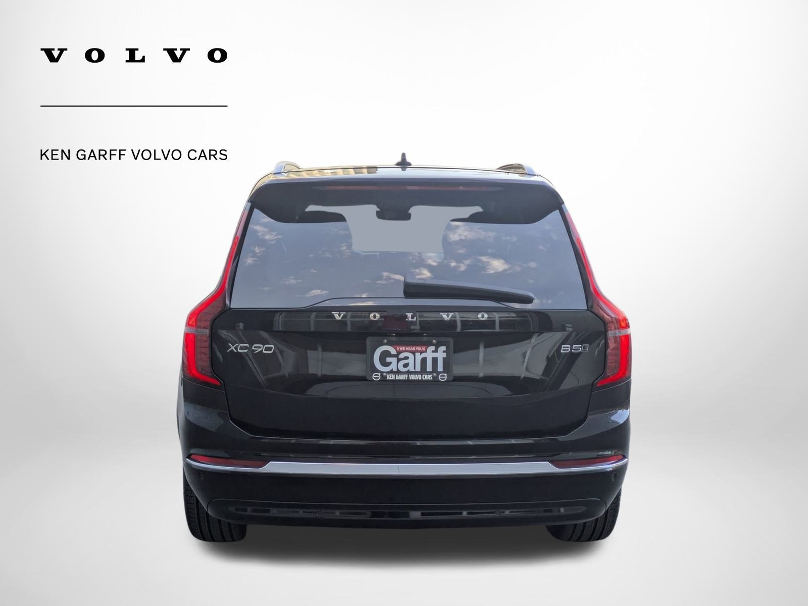New 2026 Onyx Black Metallic Volvo Plus image 4