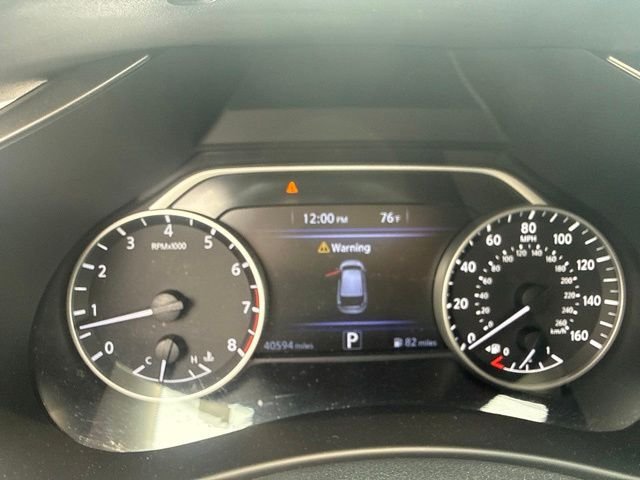 Used 2019 Gray Nissan S image 14