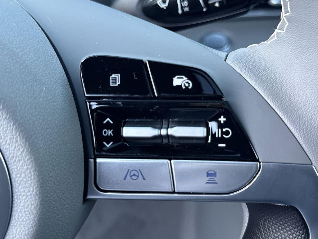 New 2026 Gray Hyundai SEL Sport Premium image 25