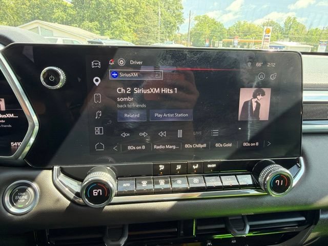 Used 2026 Onyx Black GMC Elevation image 28