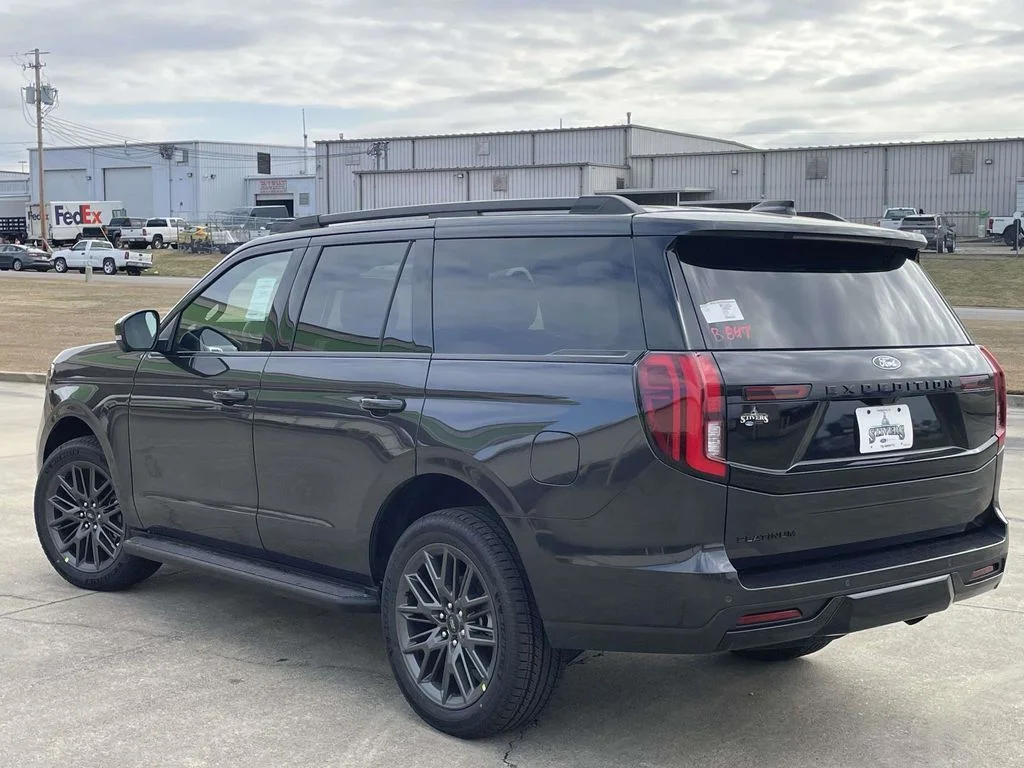 New 2026 Gray Ford Platinum image 5