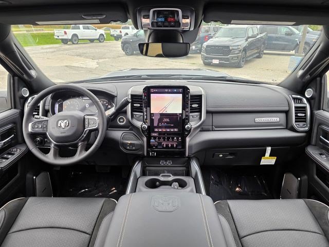 New 2026 Granite Crystal Metallic Clear-Coat Exterior Paint RAM Laramie image 18