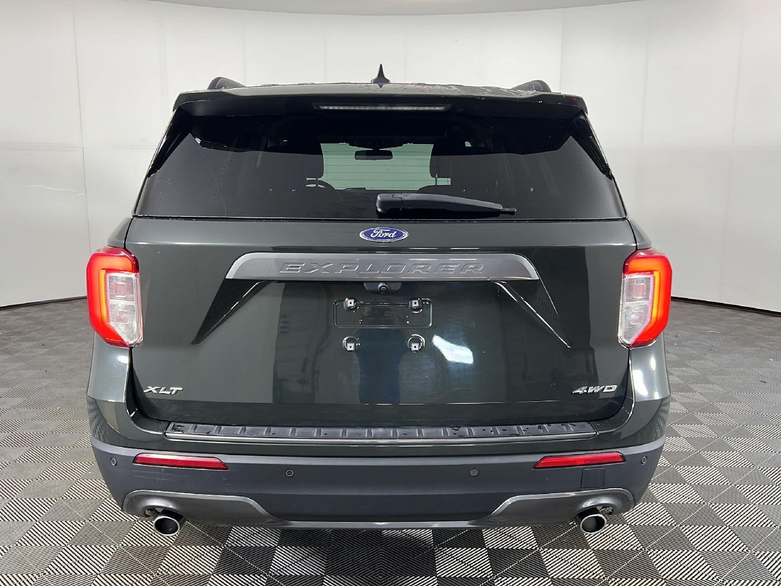 Used 2022 Forged Green Ford XLT image 6