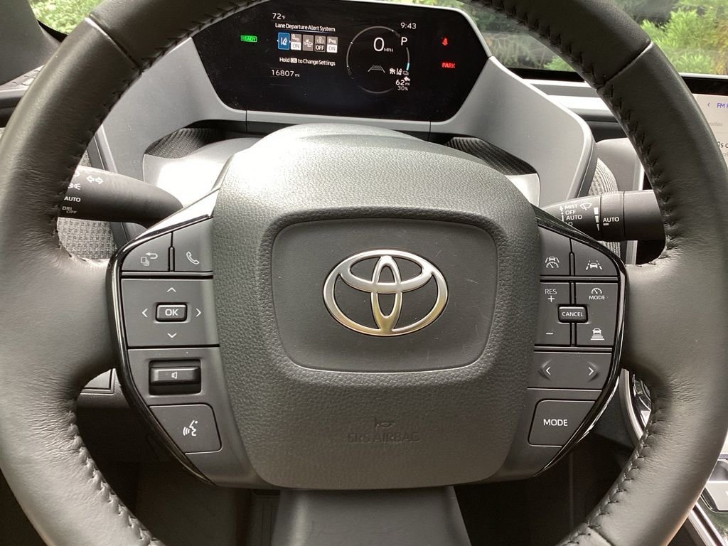 Used 2025 Black Toyota XLE image 20