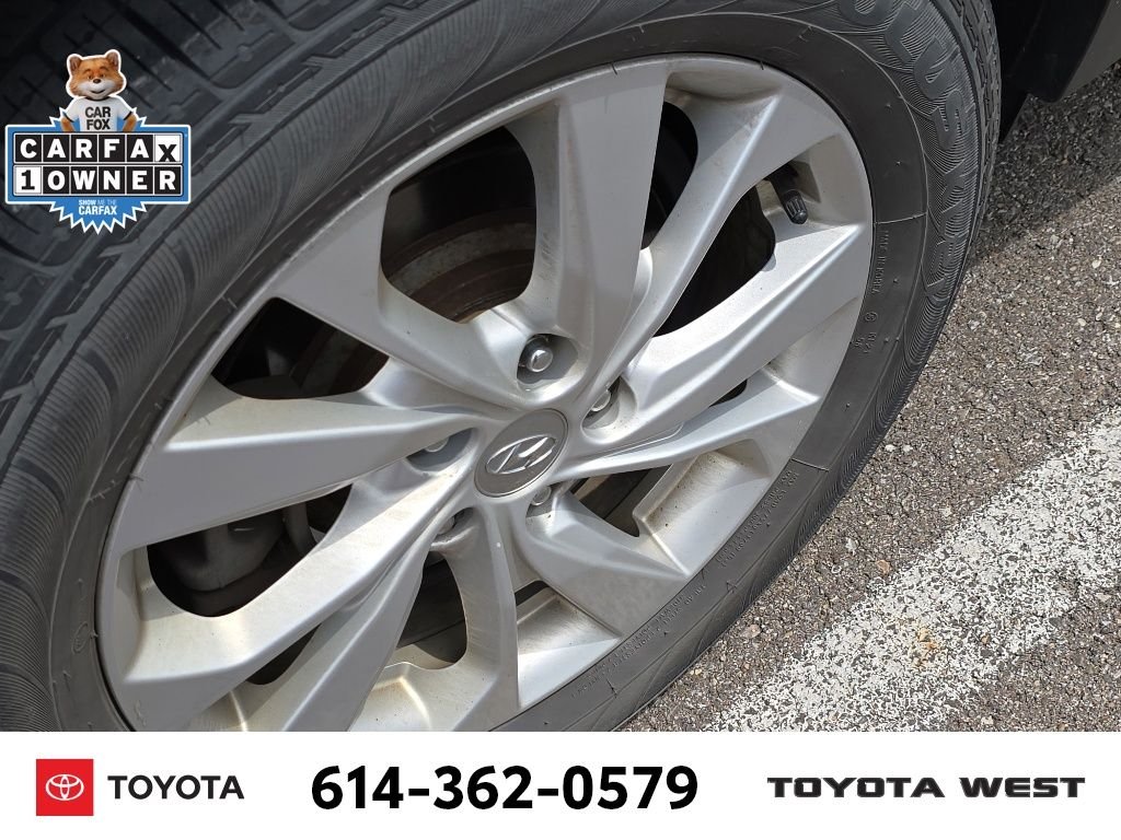 Used 2019 Gray Hyundai Value image 10