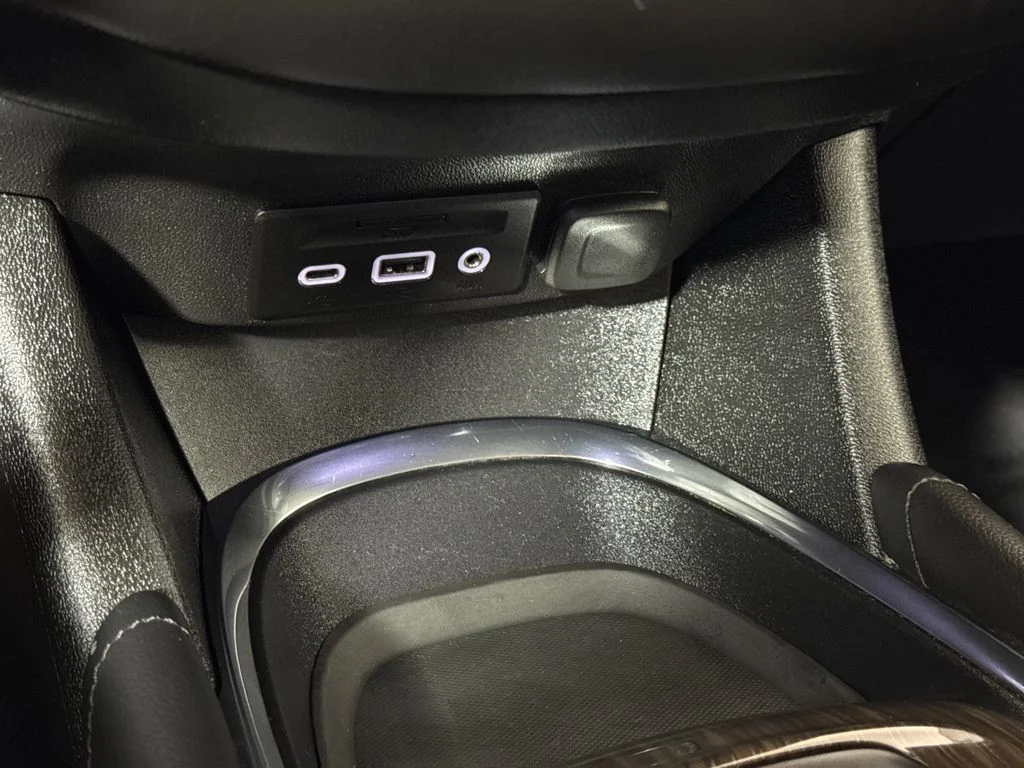 Used 2024 White Chevrolet LT image 26