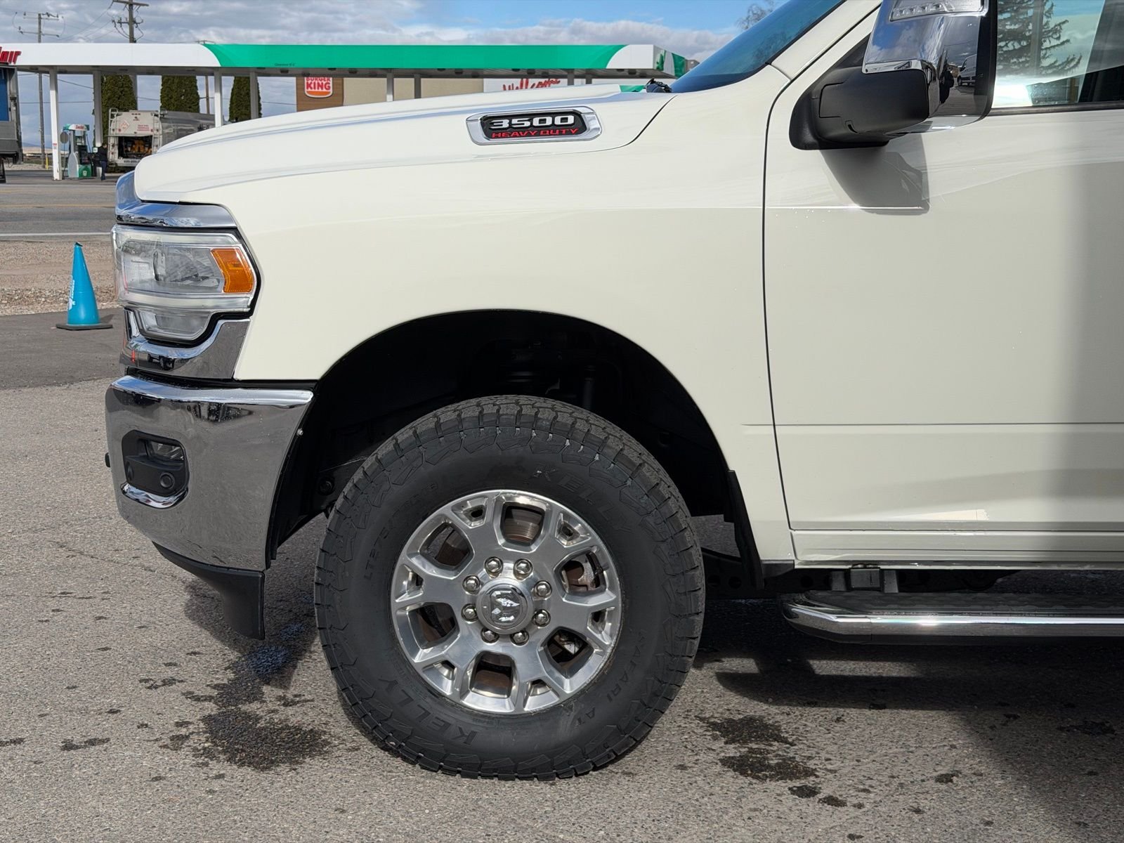 2023 RAM Ram 3500 Pickup Laramie - Photo 12