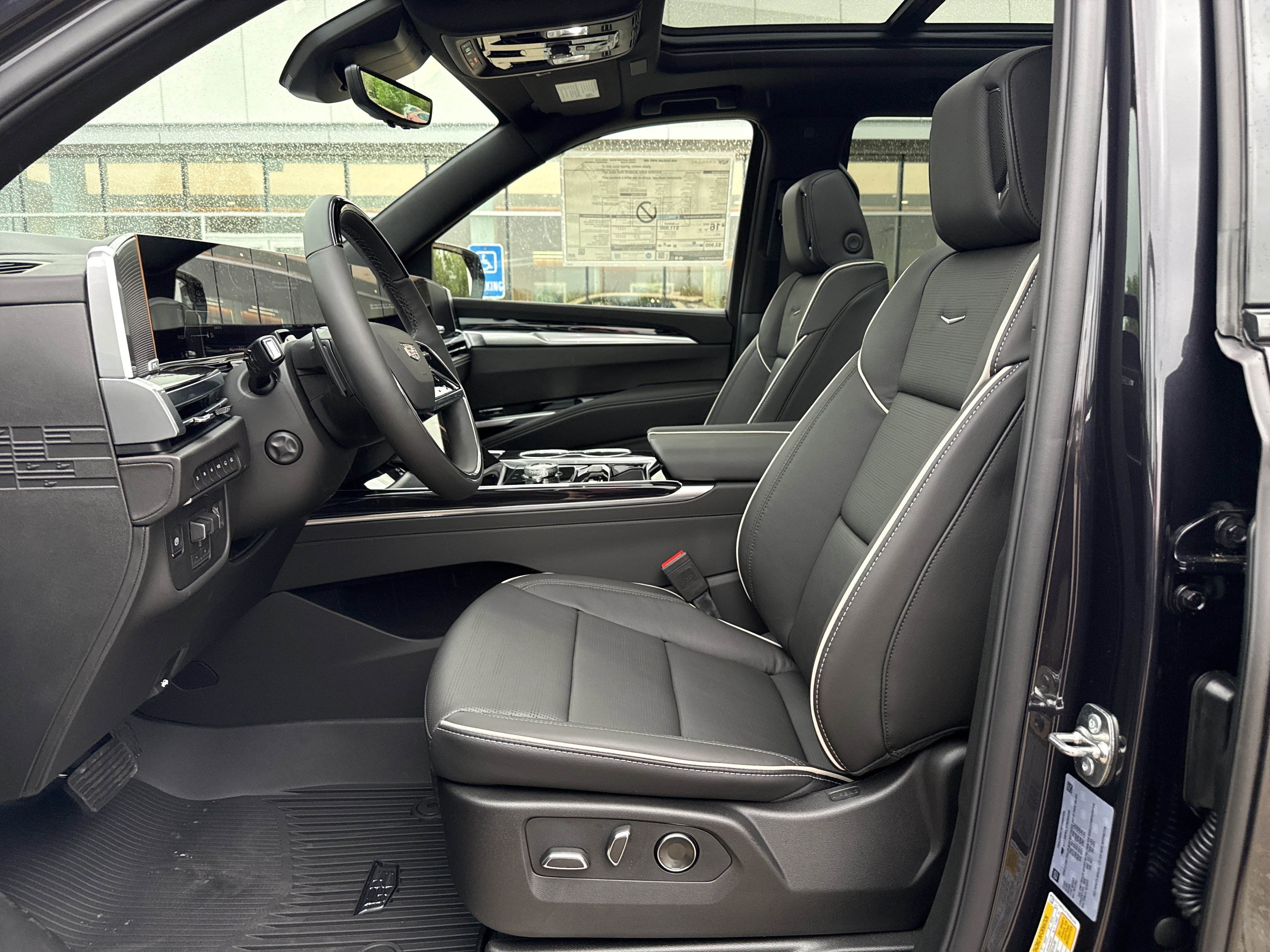 2026 Cadillac Escalade Sport - Photo 9