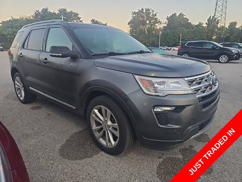 Used 2018 Gray Ford XLT image 2