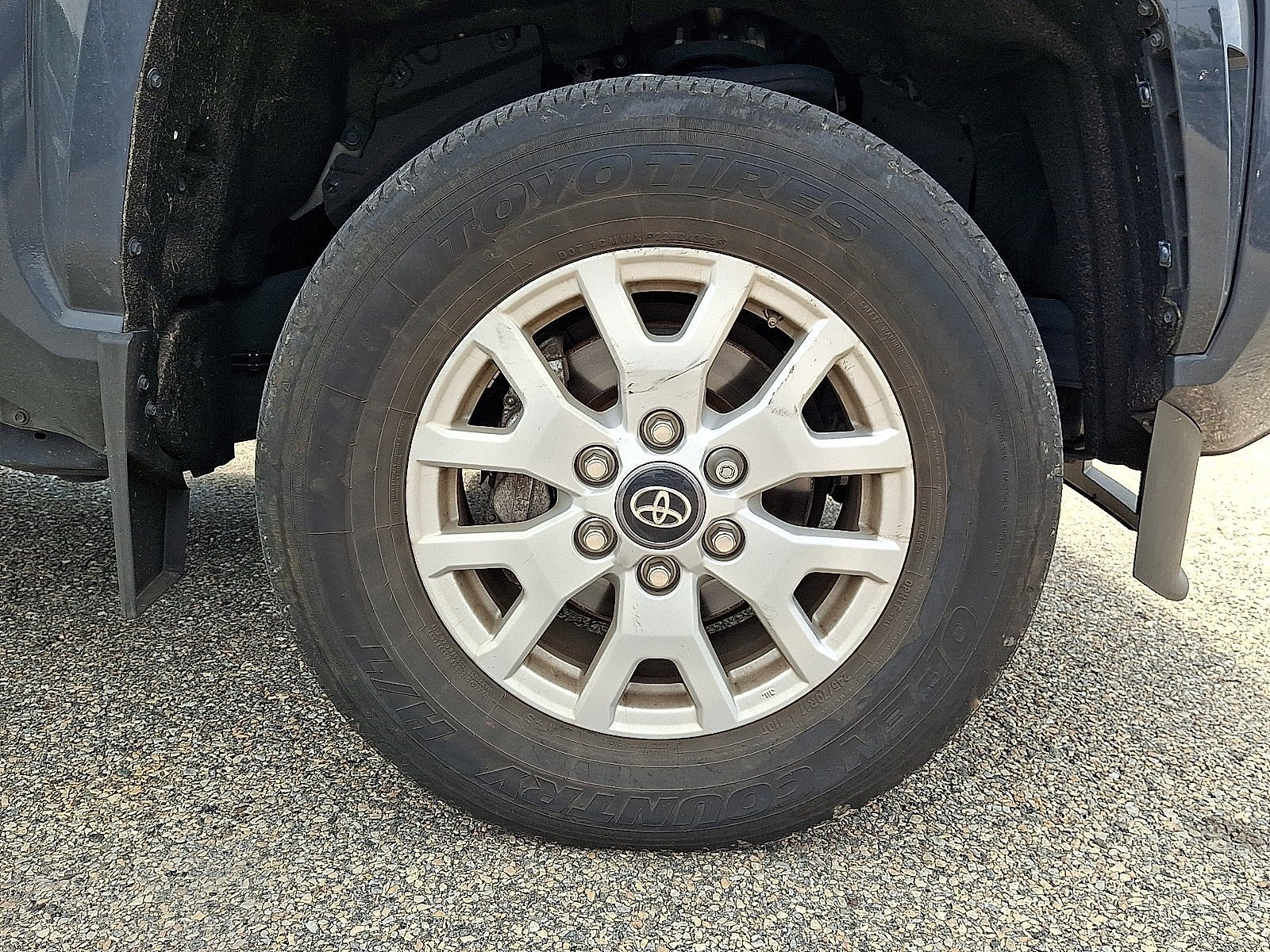 Used 2024 Underground Toyota SR5 image 3