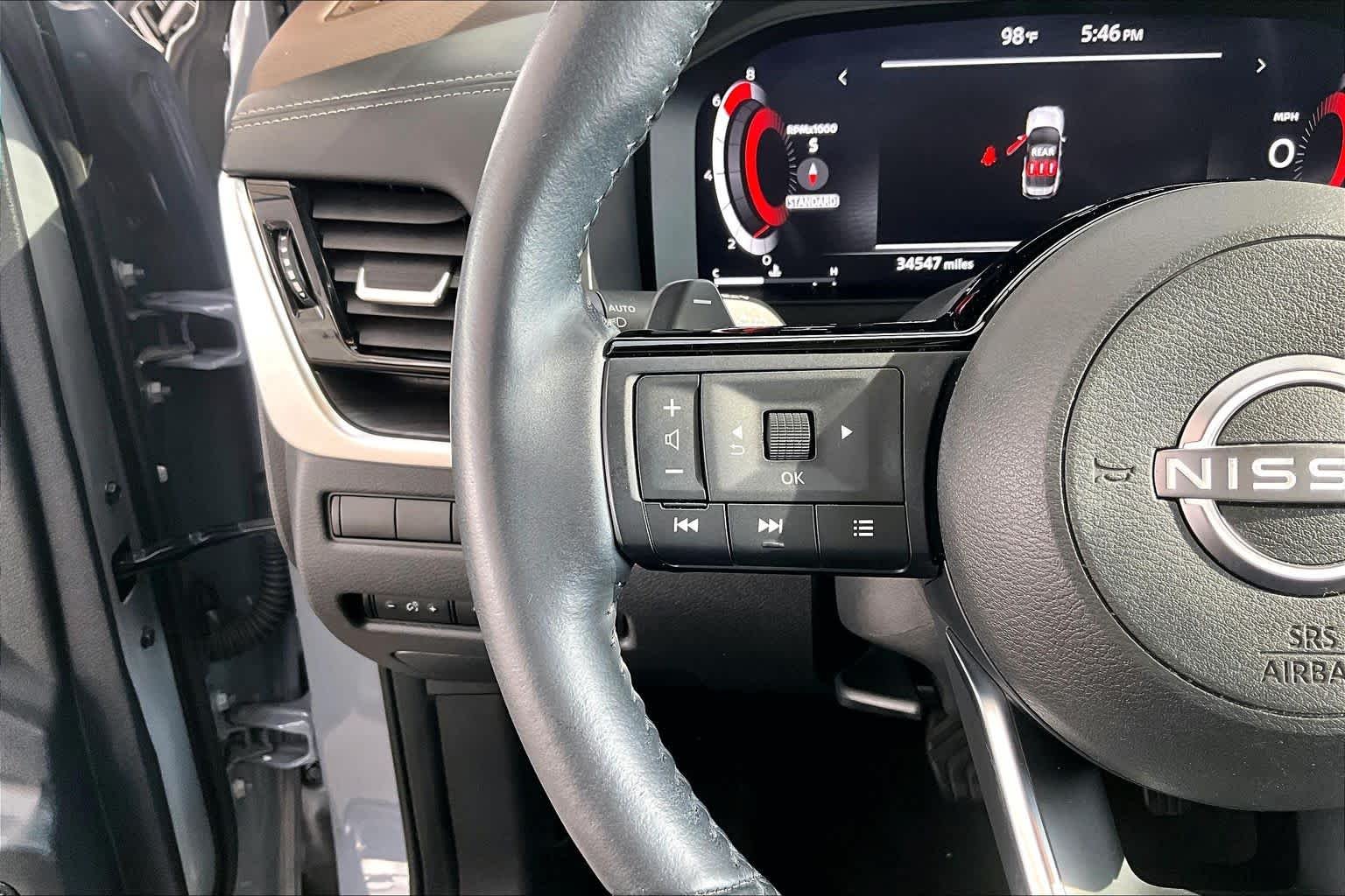 Used 2023 Boulder Gray Pearl Nissan Platinum image 24
