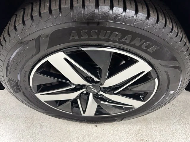 Used 2022 Gray Kia S image 9