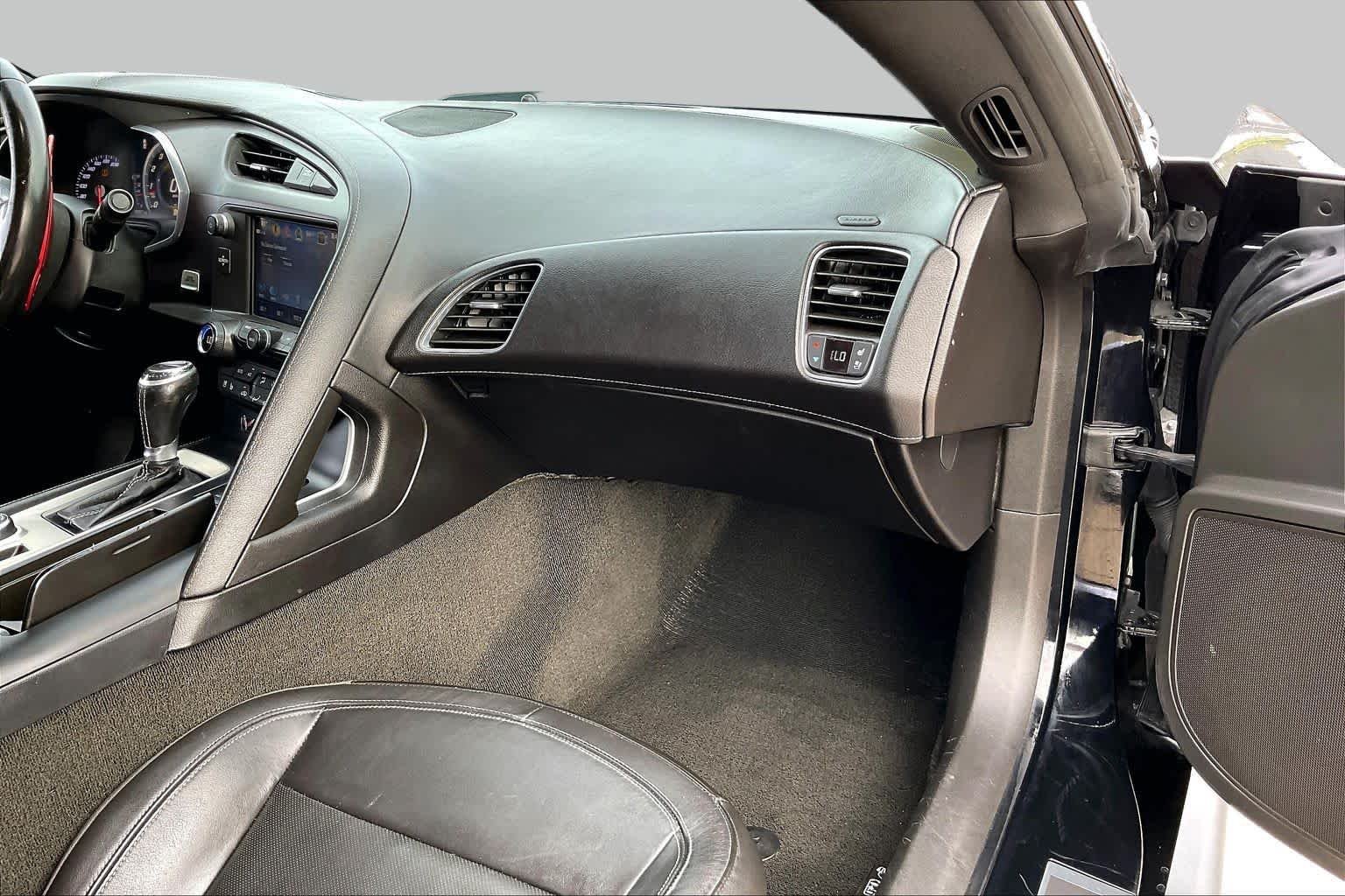 Used 2018 Black Chevrolet 2LT image 15
