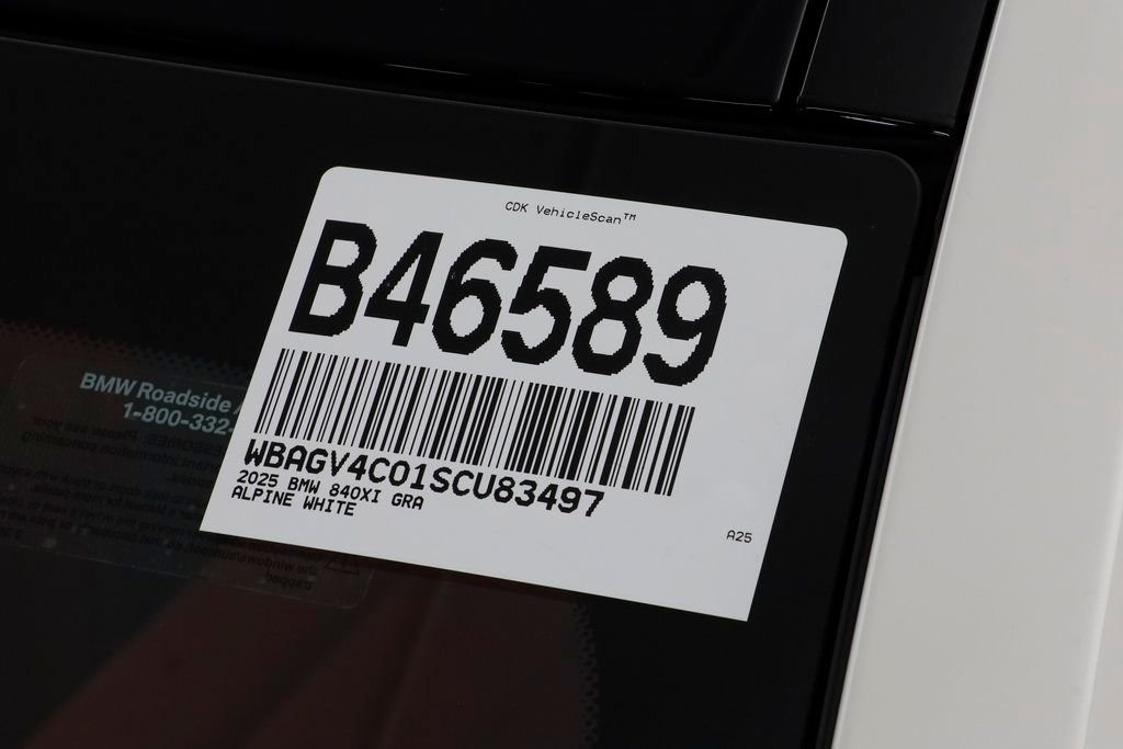 2025 BMW 8 Series 840i - Photo 27