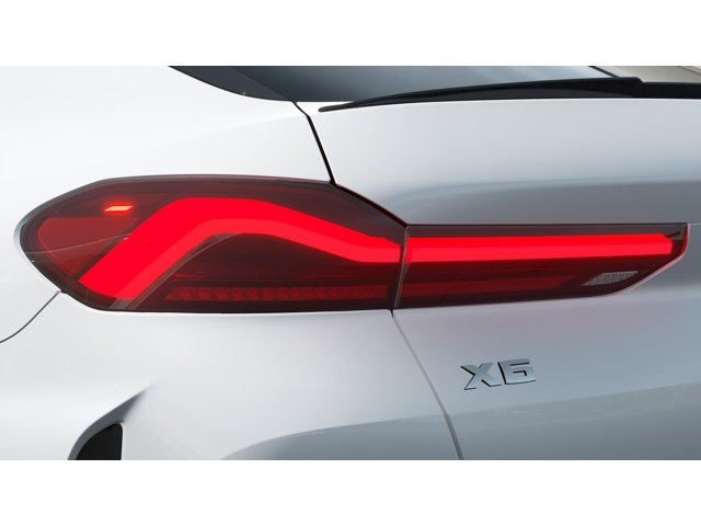 New 2027 Mineral White Metallic BMW X6 M60i image 8