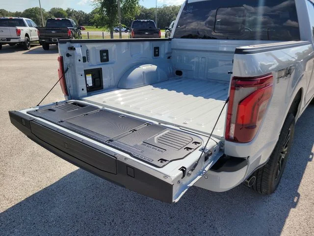 New 2026 Avalanche Ford Platinum image 10