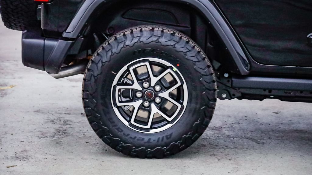 New 2026 Black Clearcoat Jeep Rubicon image 12