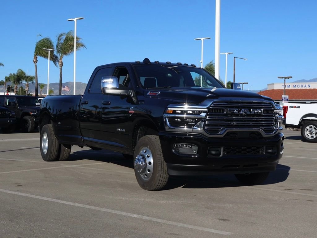 New 2026 Diamond Black Crystal Pearl-Coat Exterior Paint RAM Laramie image 1