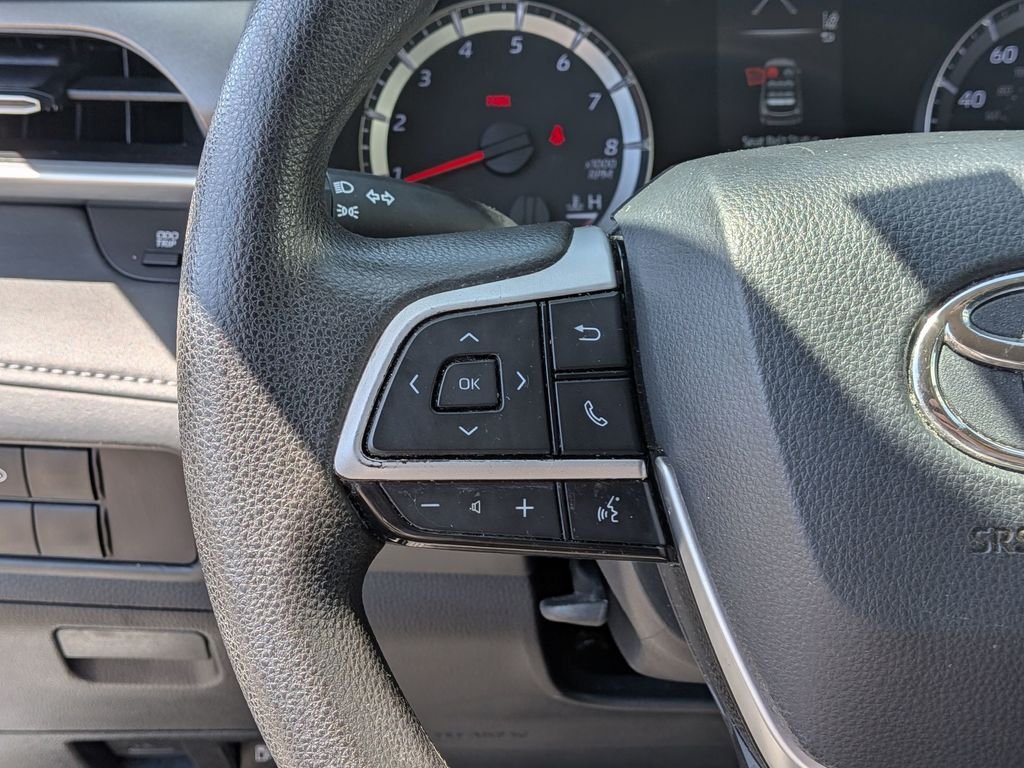 Used 2022 Beige Toyota L image 19