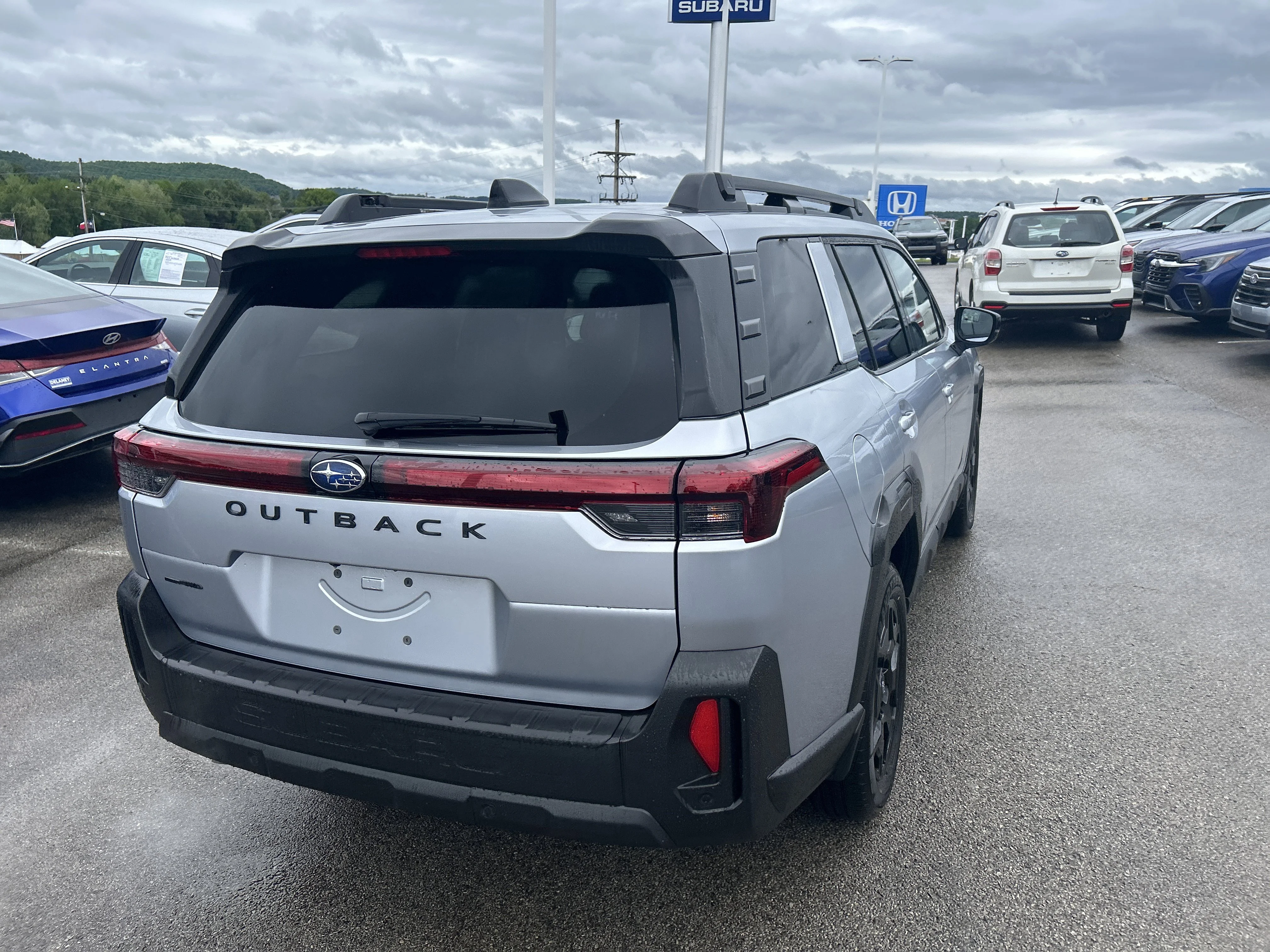 2026 Subaru Outback Limited - Photo 12