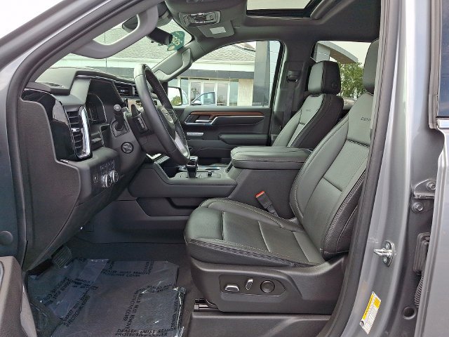 Used 2023 Silver GMC Denali image 13
