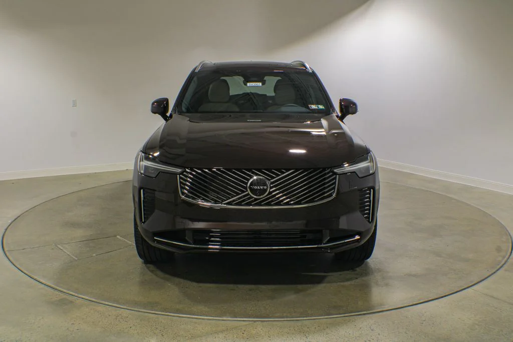 New 2026 Red Metallic Volvo T8 Plus image 8