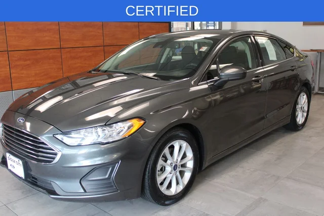 2020 Ford Fusion SE
