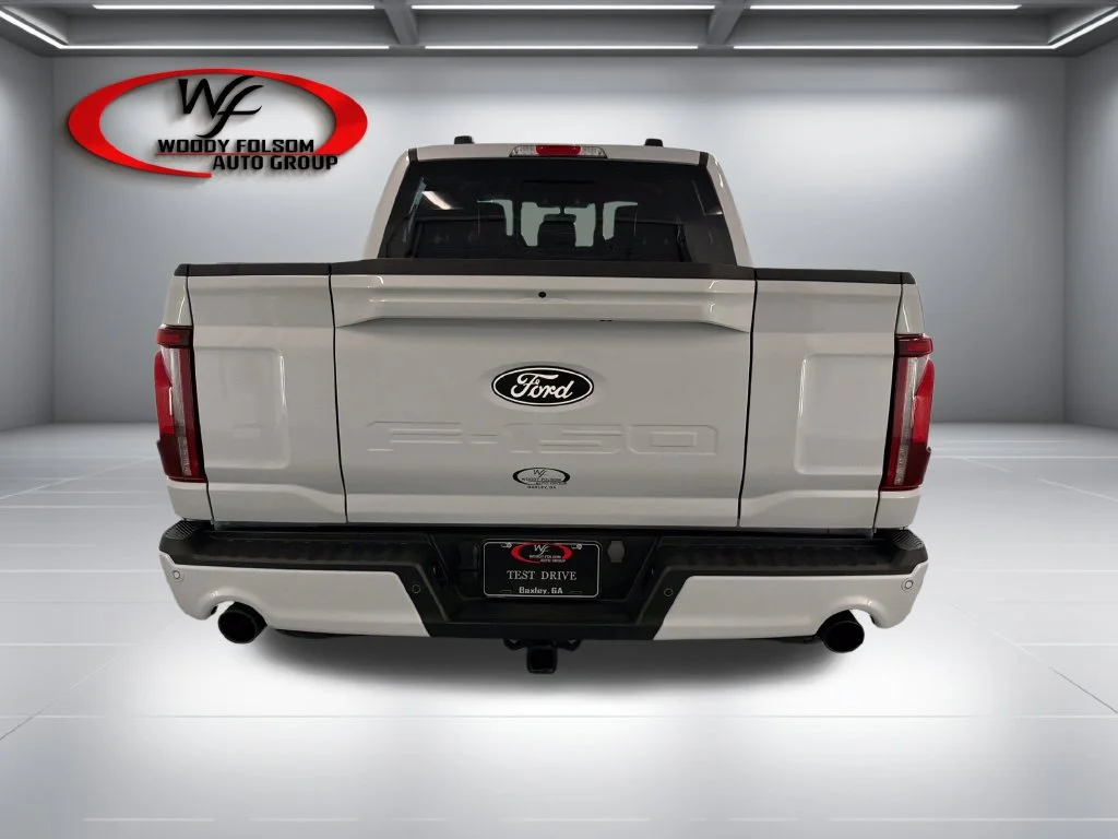 Used 2025 White Ford Lariat image 7