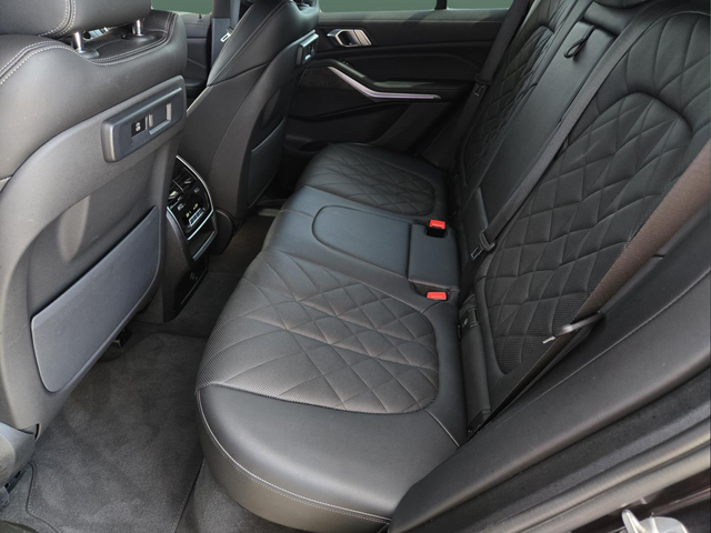 2023 BMW X5 40i - Photo 18