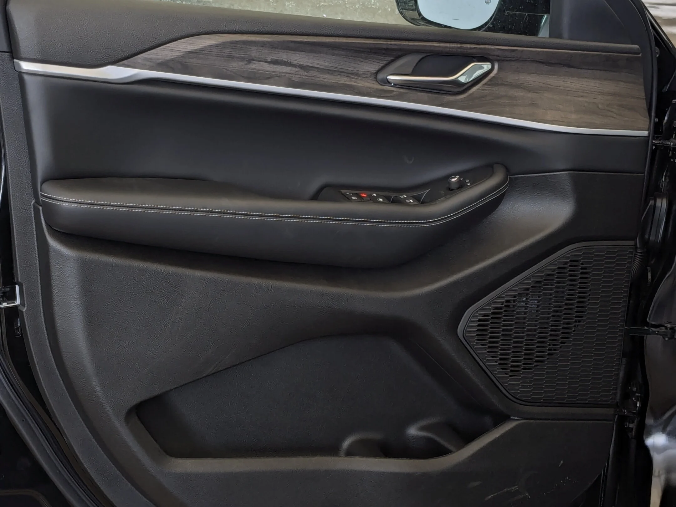 New 2026 Black Jeep Altitude - - Power Sunroof - 20 Gloss Black Wheels - Capri Leatherette/Suede - Remote Start & More! image 12