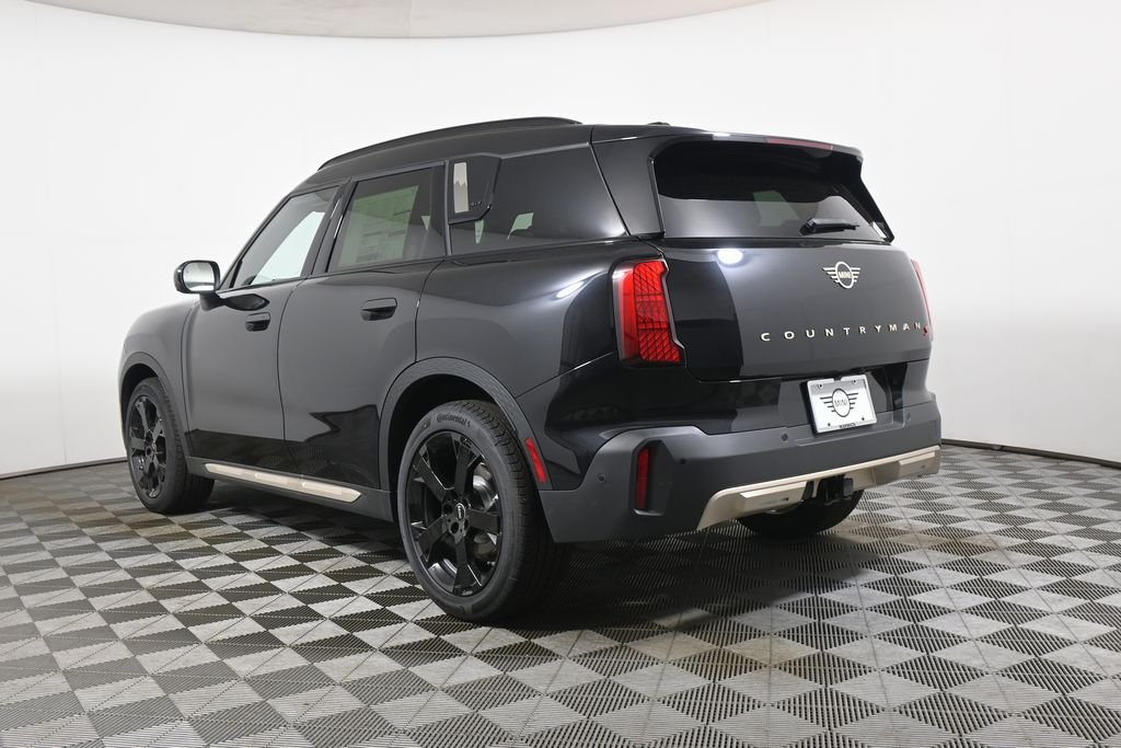 New 2026 Black MINI Iconic image 5