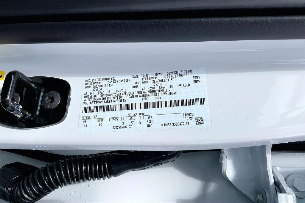 New 2026 Oxford White Ford XL image 14